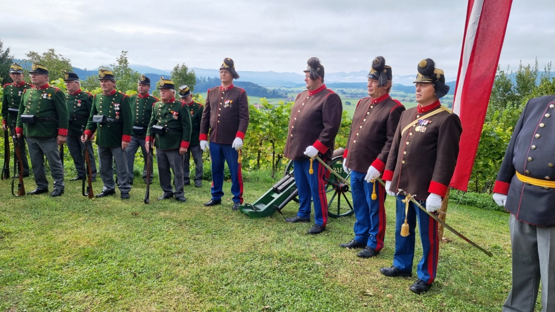 Kanoniere der Bürgergarde Mattighofen