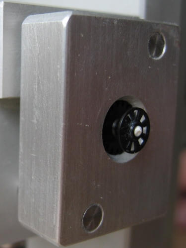 naprava za mazanje zobnikov - mazanje ležajne izvrtine