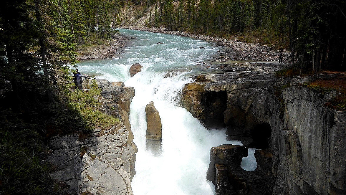 Ausgewaschene Felsen
