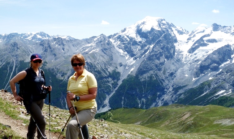 Immerwieder schweift der Blick hinüber zum Ortler !