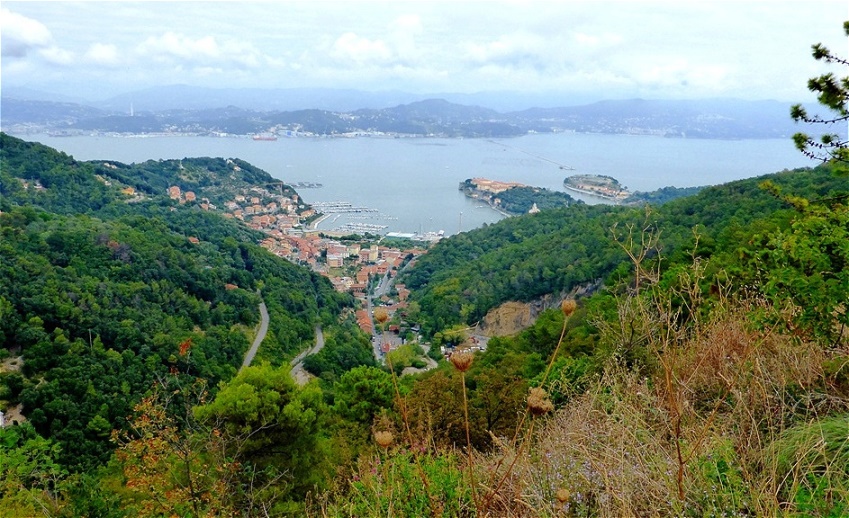 Blick auf einen Teil La Spezias