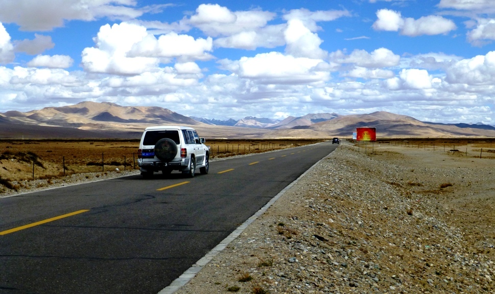 Auf dem Tibet Highway
