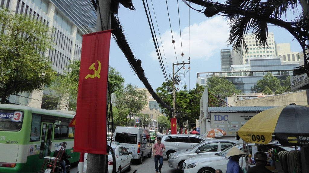 Die Stadt rüstet sich für den Nationalfeiertag am 30. April !