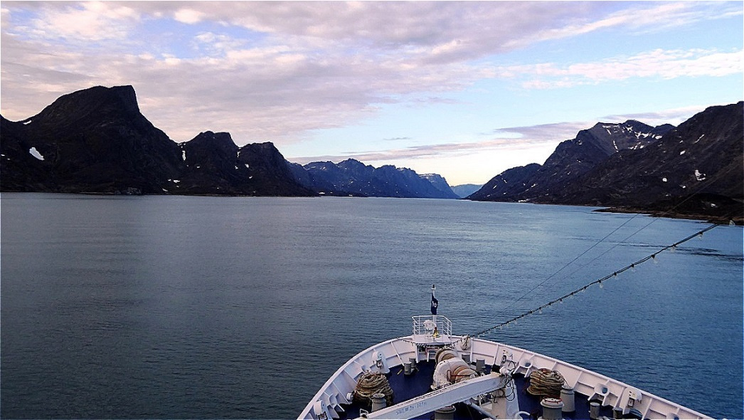 Einfahrt in den Kangerlussuq-Fjord