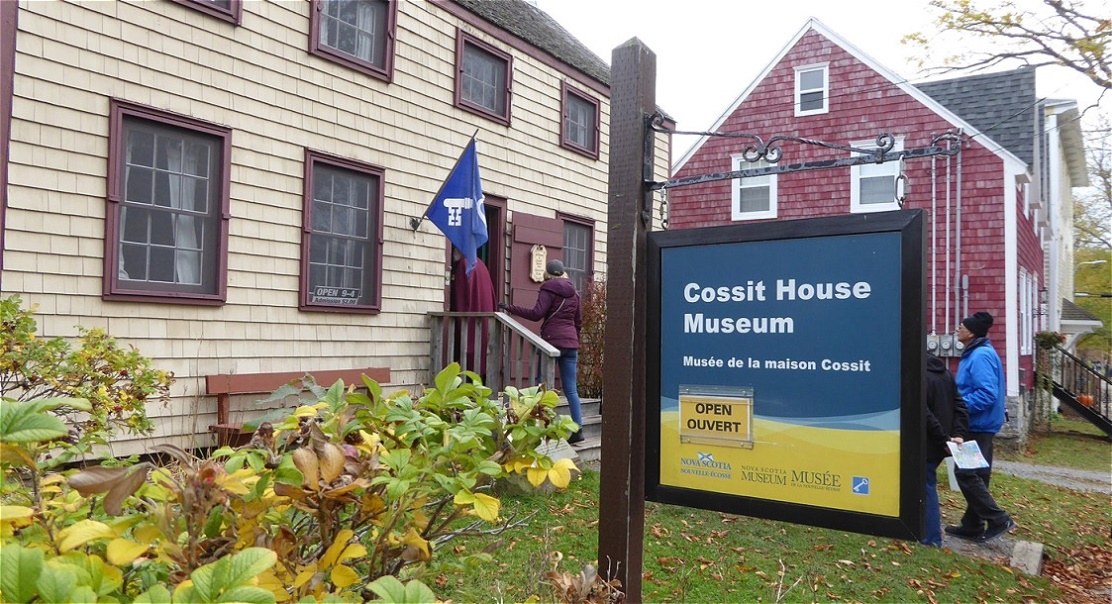 1787 von Reverend Ranna Cossit im Colonial Stil erbaut