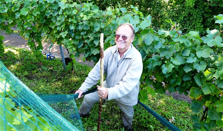 Franz mit seinem wertvollen "Netzstock"