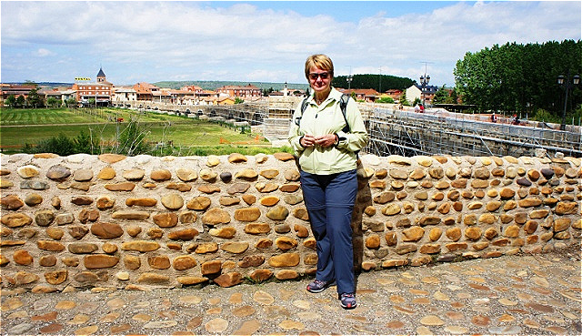 Brücke über den Rio Orbigo