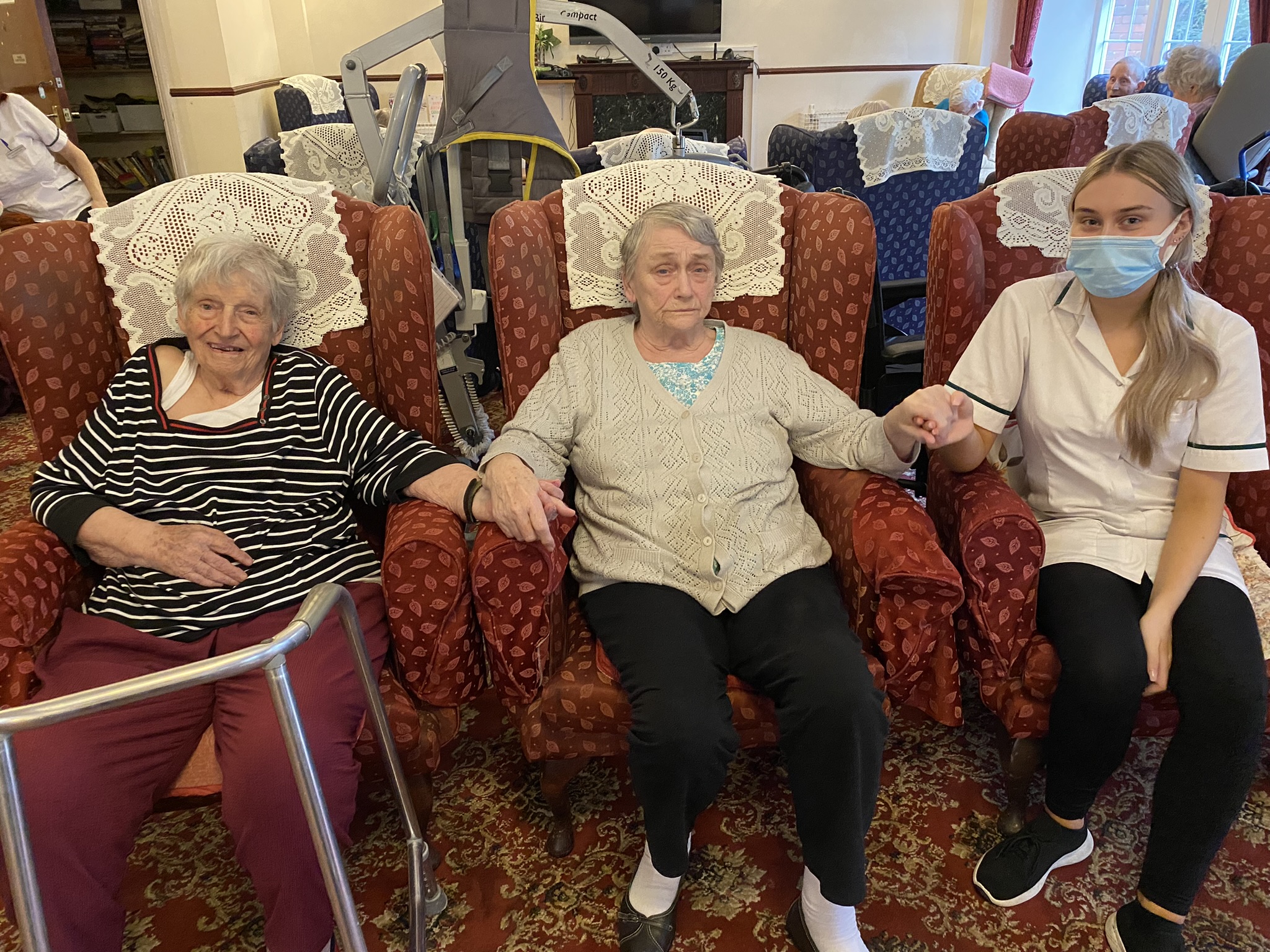 Singing Auld Lang Syne Together on New Years Eve