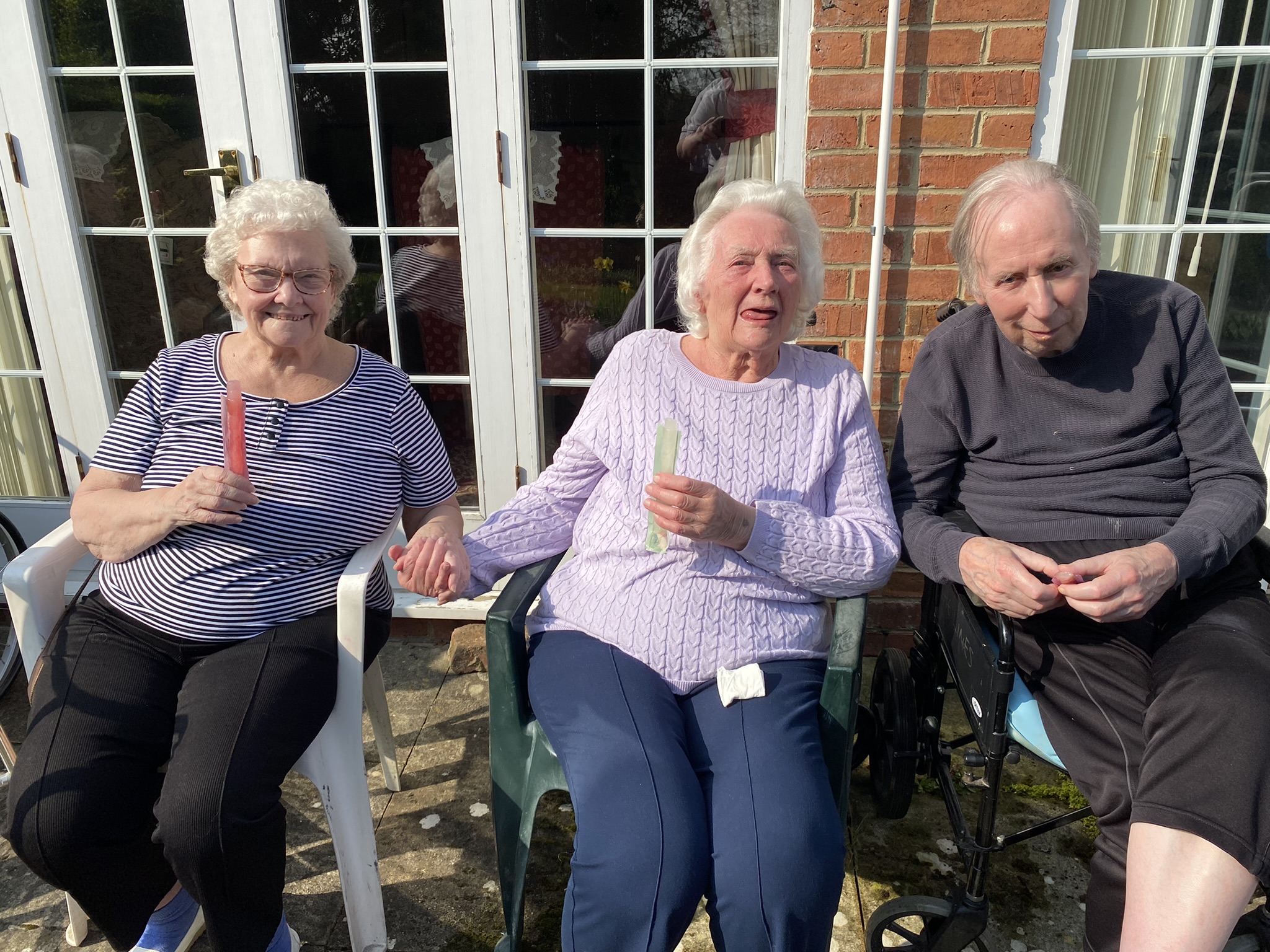 Ice Lollies in The Sunshine - March 2022