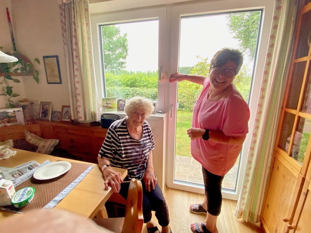 Die Fenster werden geputz wenn man selber nicht mehr kann.