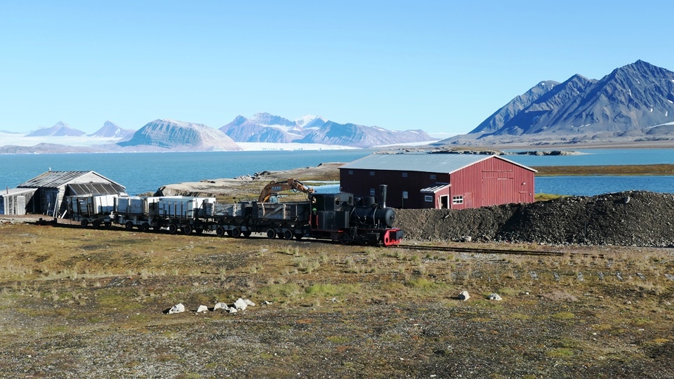 Bergwerkszug aus 1909. Die endgültige Einstellung des Kohlebergbaus folgte 1963 nach einem Grubenunglück.