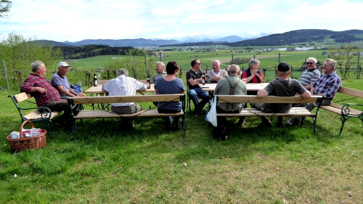 2019_04_25  Verabschiedung der Familie Tröstler auf dem Schlossberg