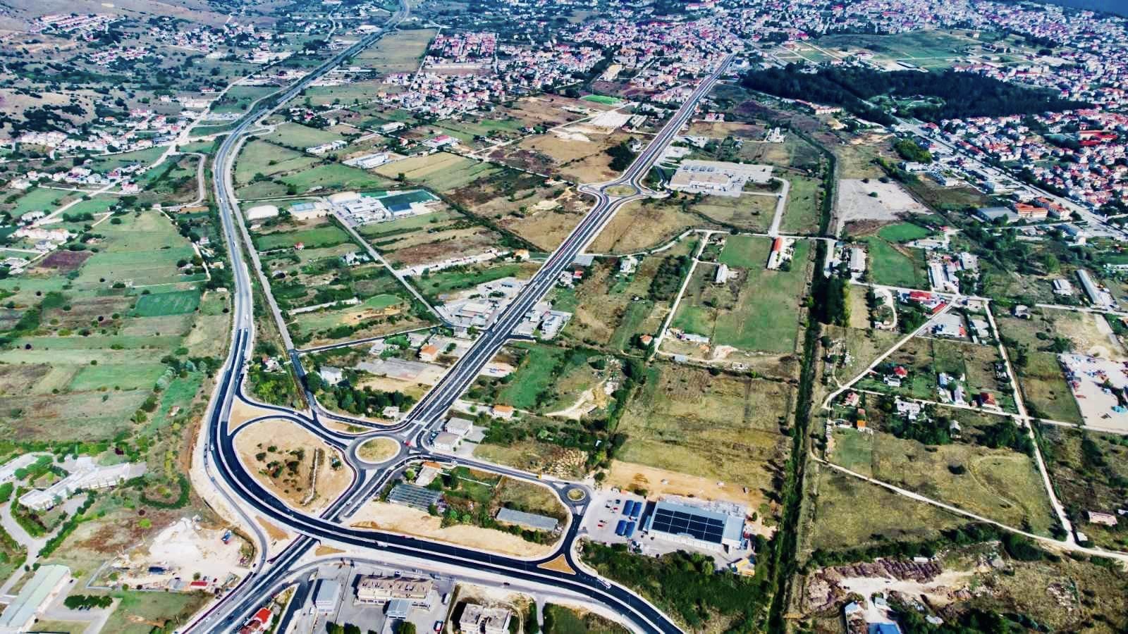 Niarchou Av. - Ioannina city