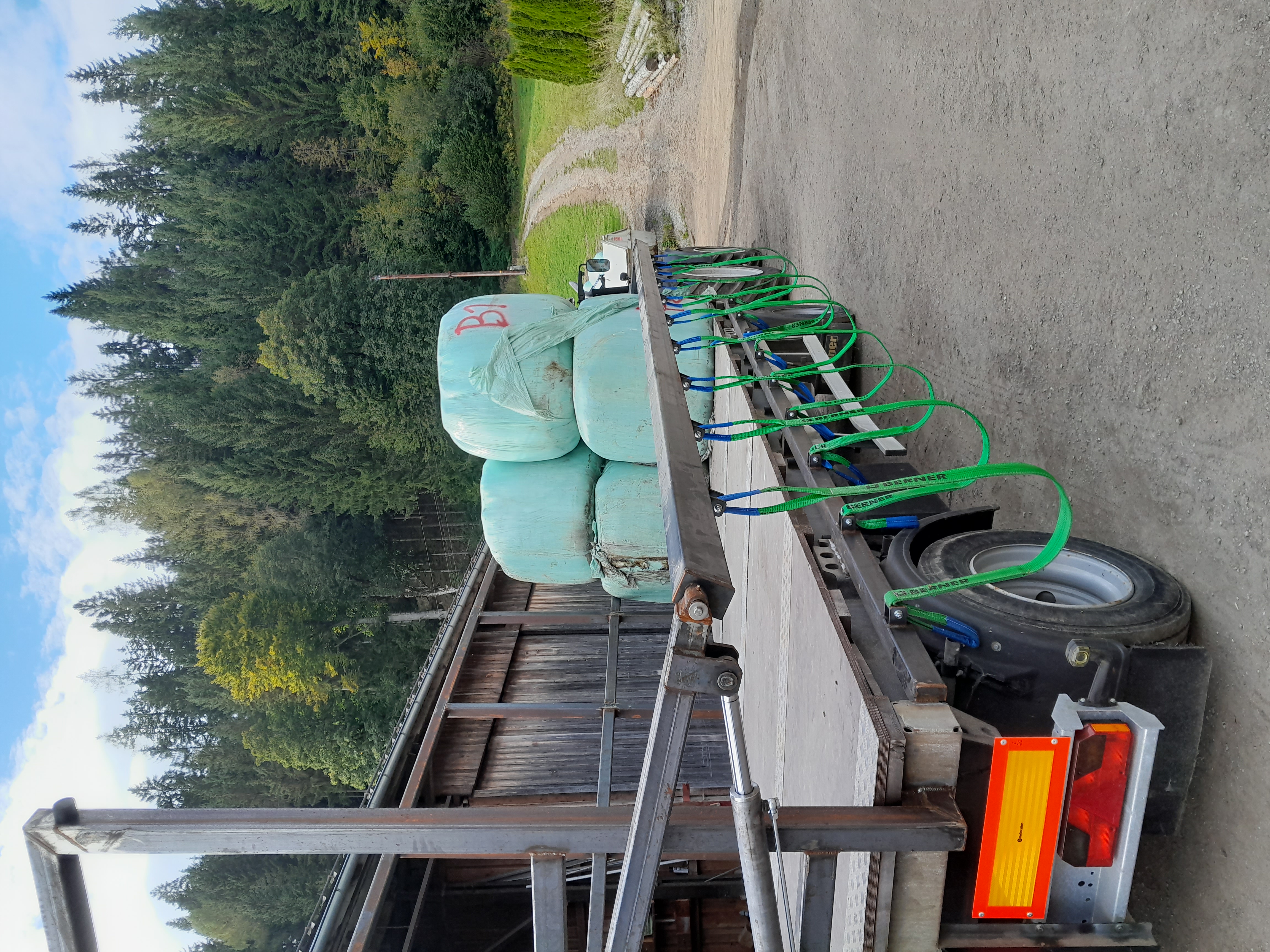 https://0501.nccdn.net/4_2/000/000/03f/ac7/20231007_153031.jpg
