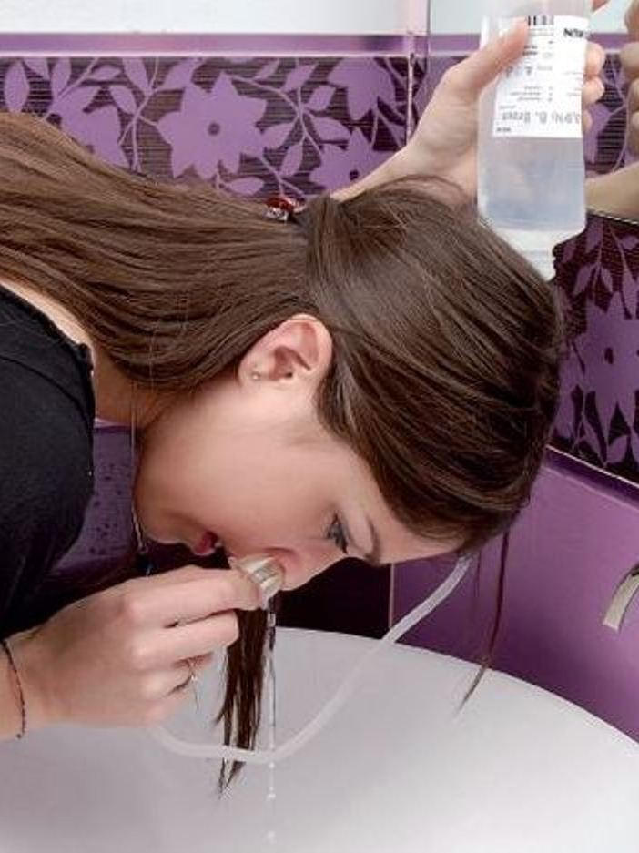 Izpiranje sinusov z Lavonase