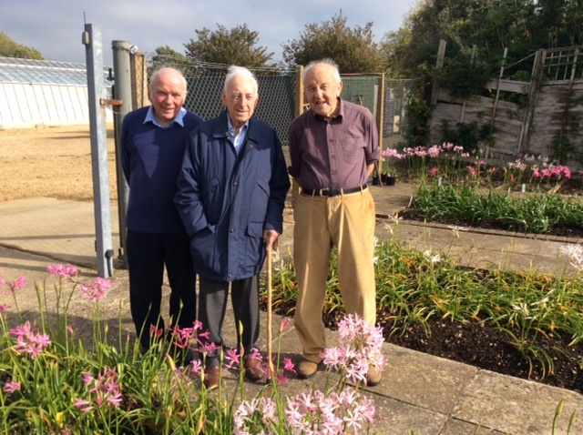 Ken ( r.) with Chris (l.) and visitor Reg Wright on a much brighter day!