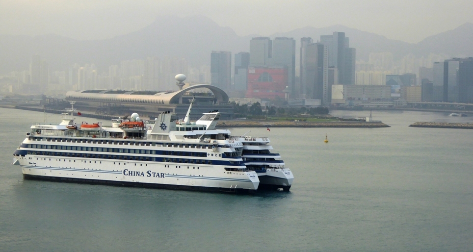 Im Mittelgrund die Anlegestelle
