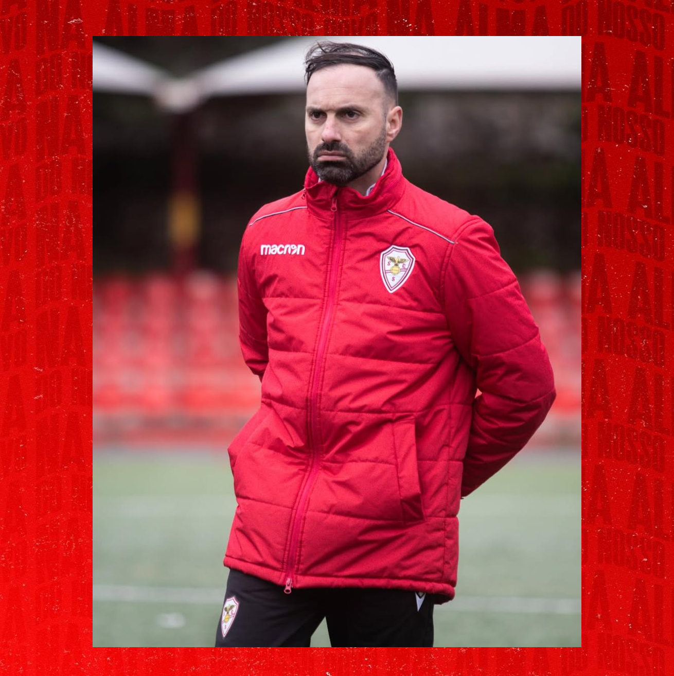 Rui Borges é o novo treinador principal do 
Sport Comércio e Salgueiros.
Faz-se acompanhar pela sua habitual equipa 
técnica com Cláudio Costa como treinador 
adjunto e Francisco Araújo como preparador 
físico.
Bem vindos de volta! 