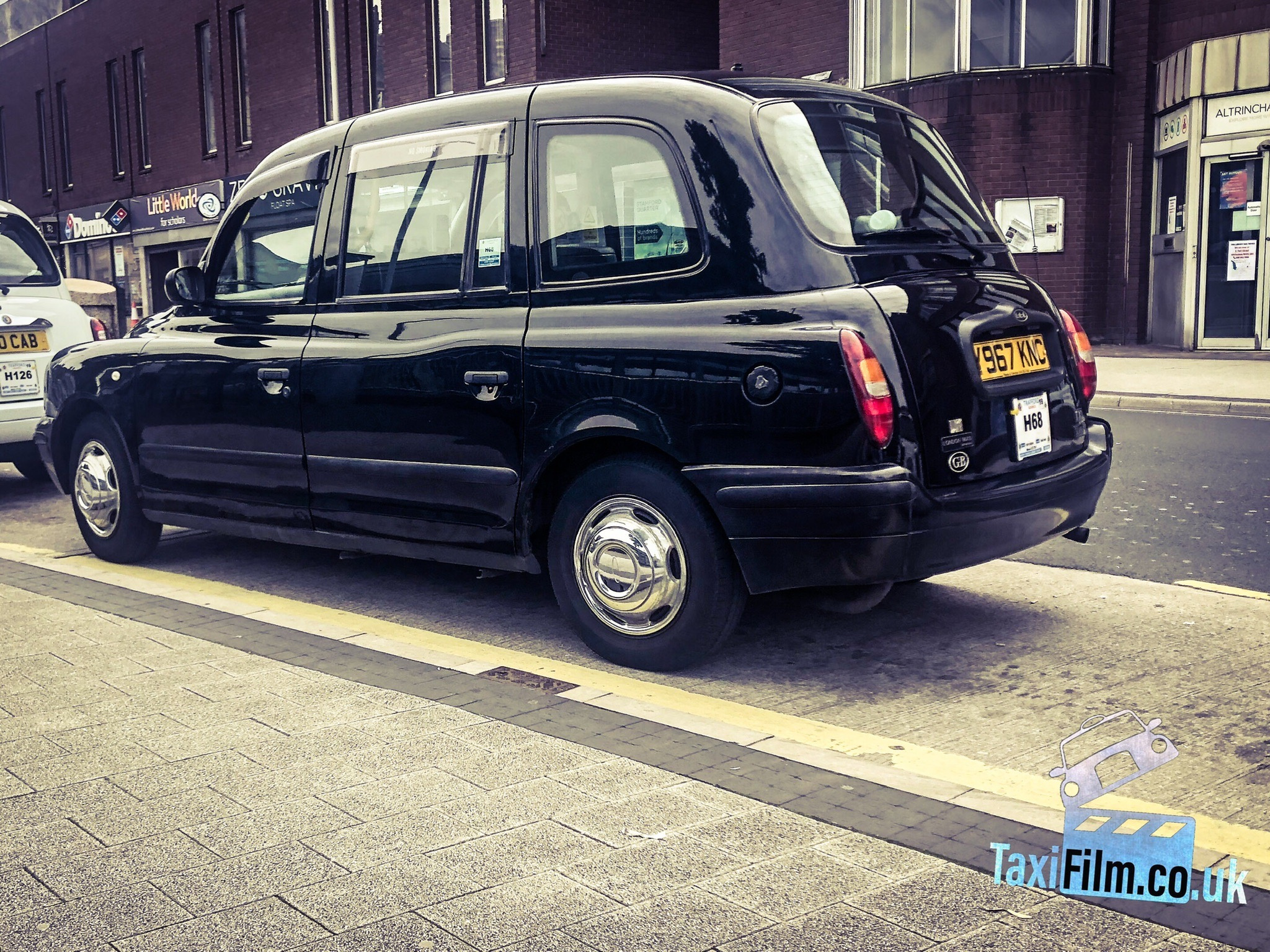Black Tx1 Taxi, 2001, Manchester
ref M0005