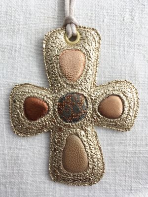 CADEAUX BAPTEME et NAISSANCE
Birth & Baptism Gifts