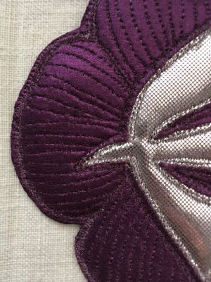 croix evoquant l'Esprit-Saint