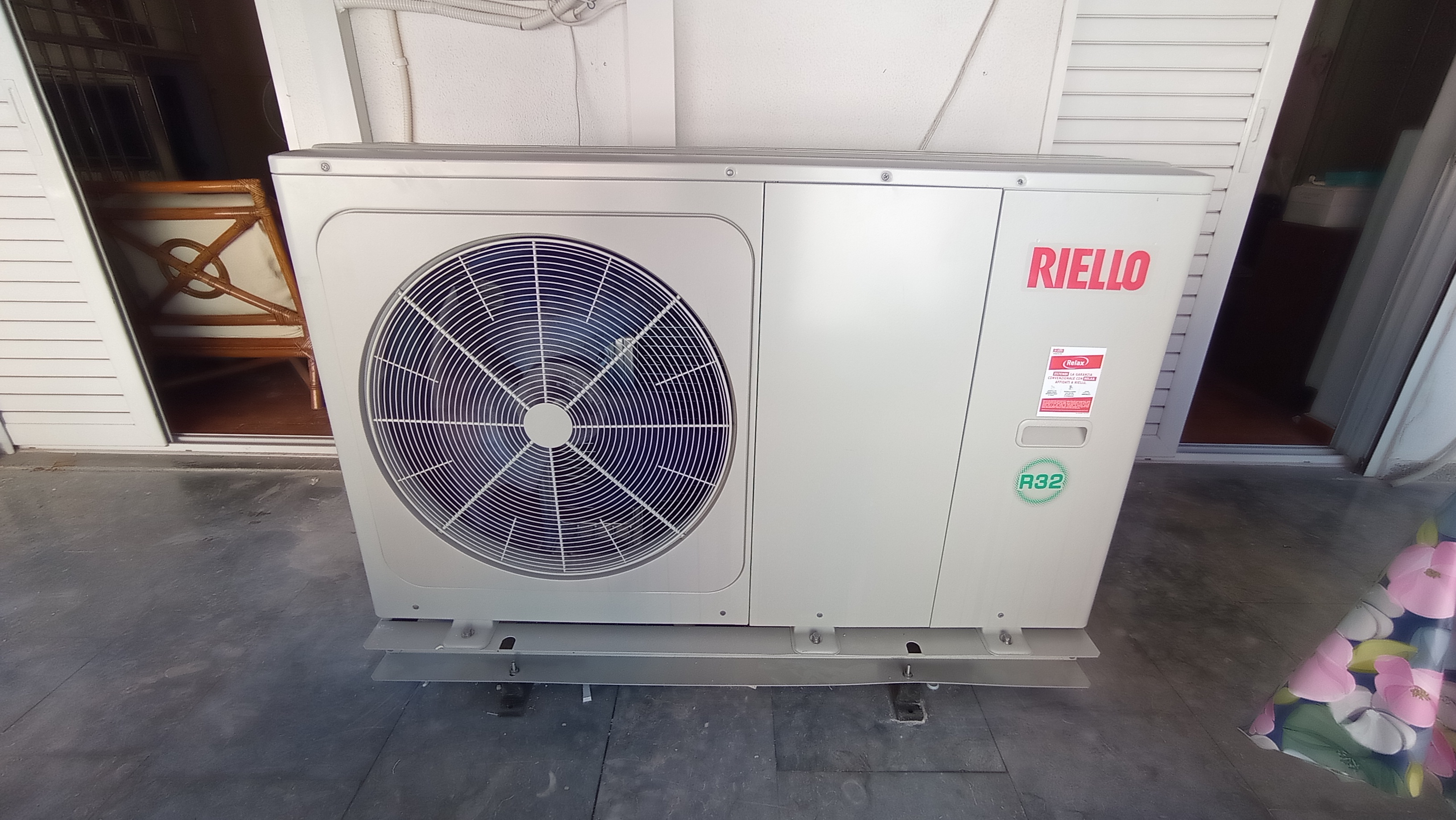 Εγκατάσταση αντλίας θερμότητας για θέρμανση διαμερίσματος στο Χαλάνδρι.