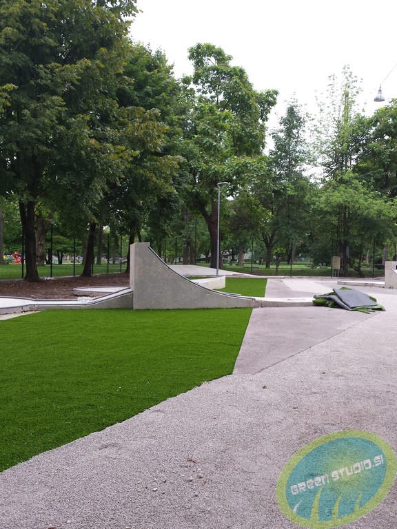 Mini golf umetna trava