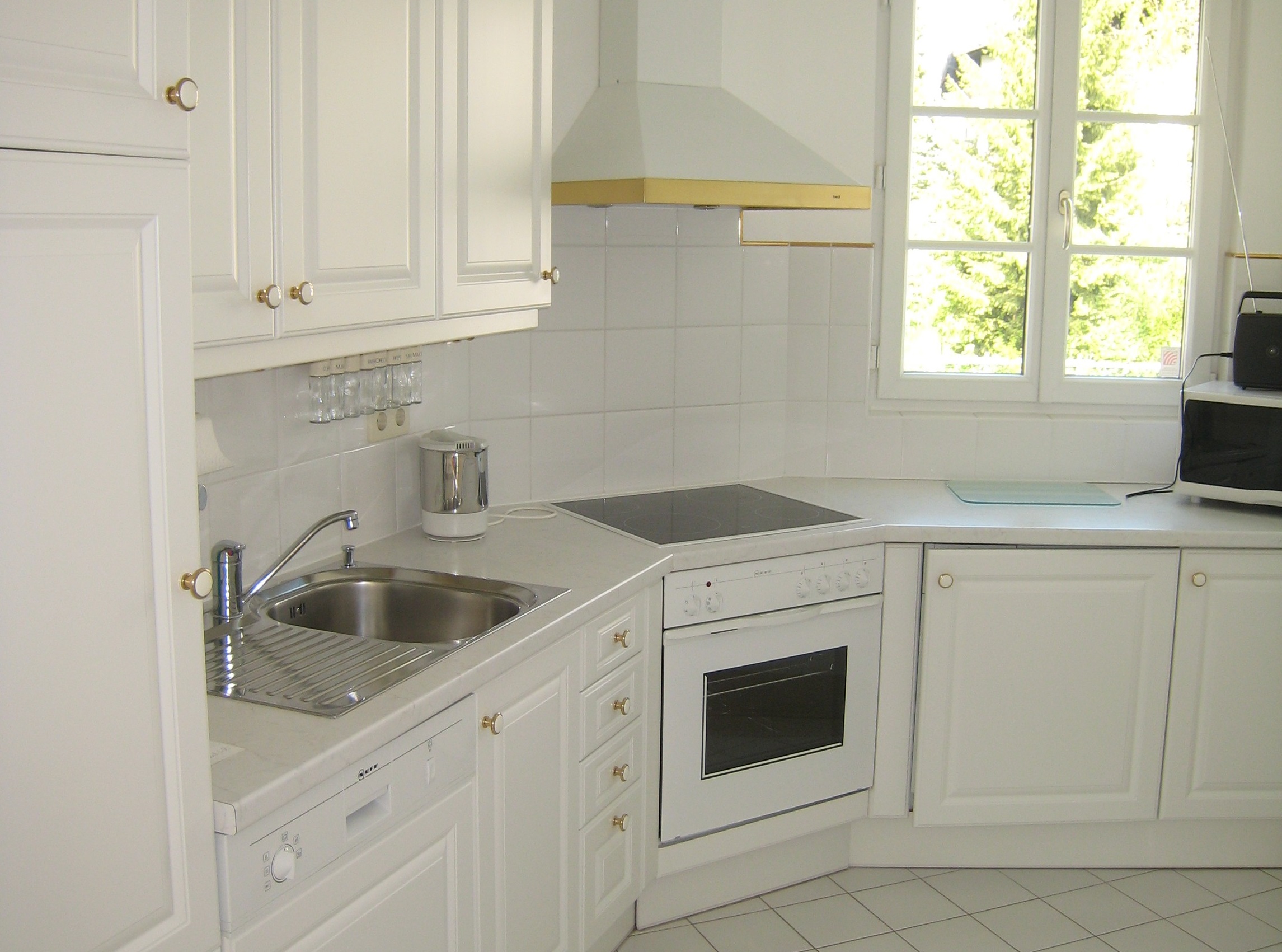 Küche voll ausgestattet