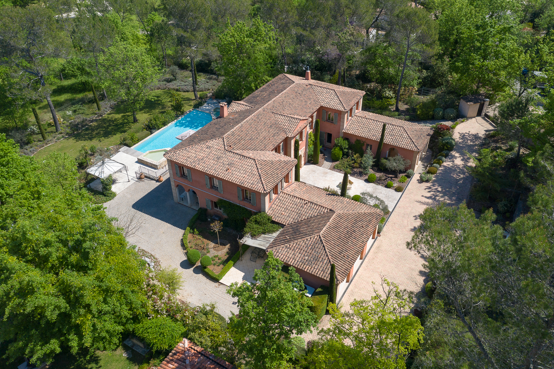 Villas For Sale In Terre Blanche