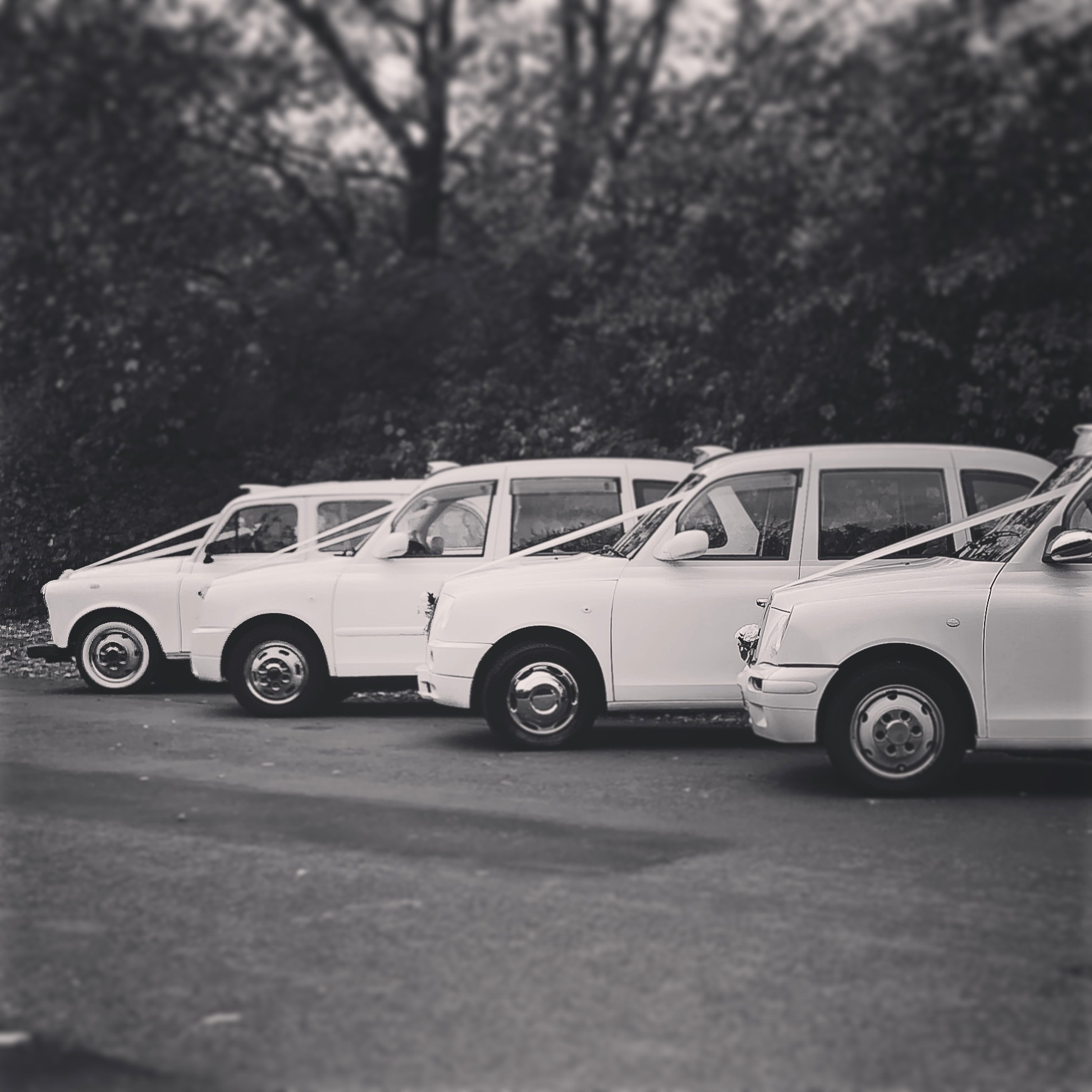 trafford wedding cars taxis  idotaxi wedding taxis