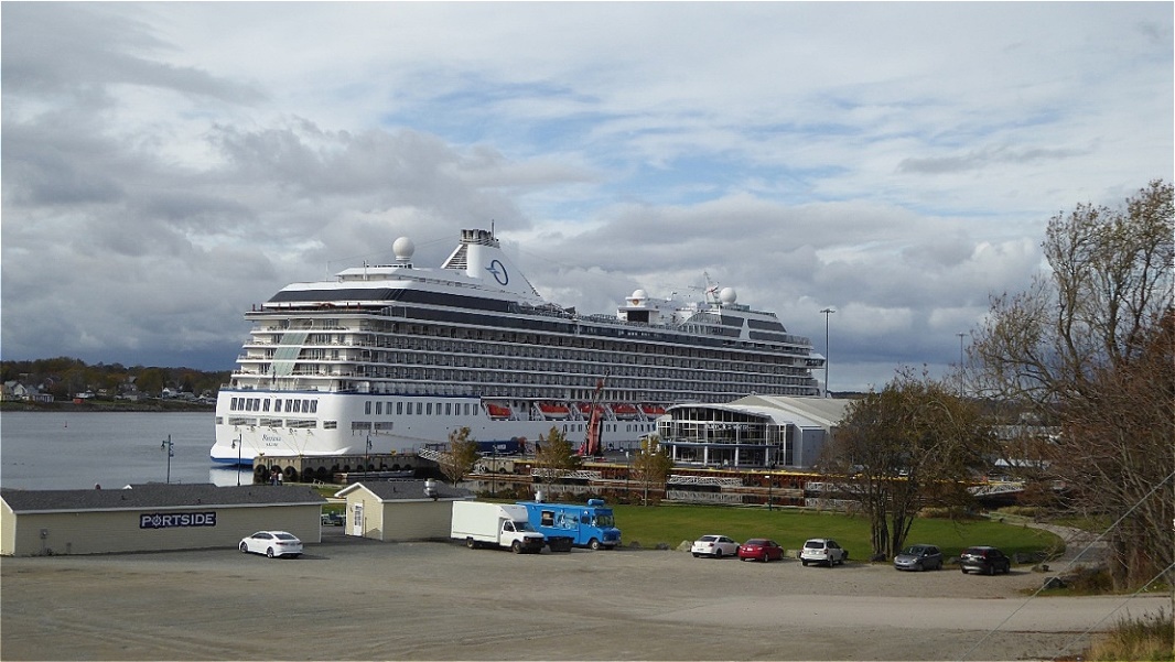 Zurück im Hafengelände