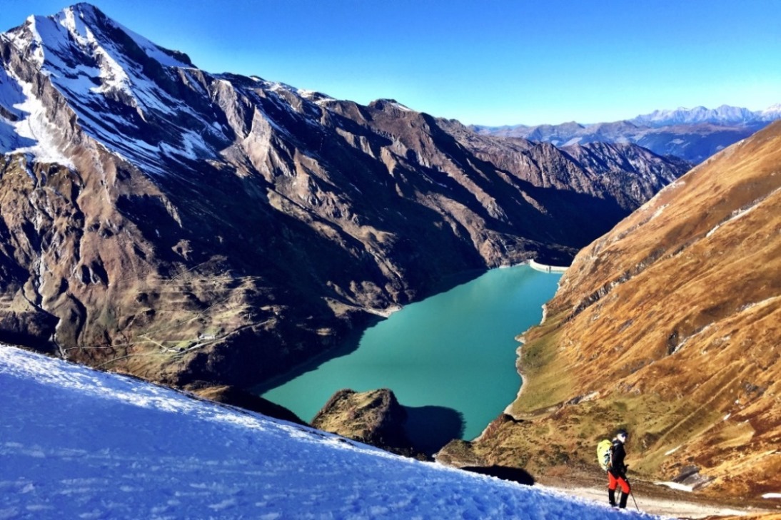 Abstieg - unter uns der Stausee Mooserboden
