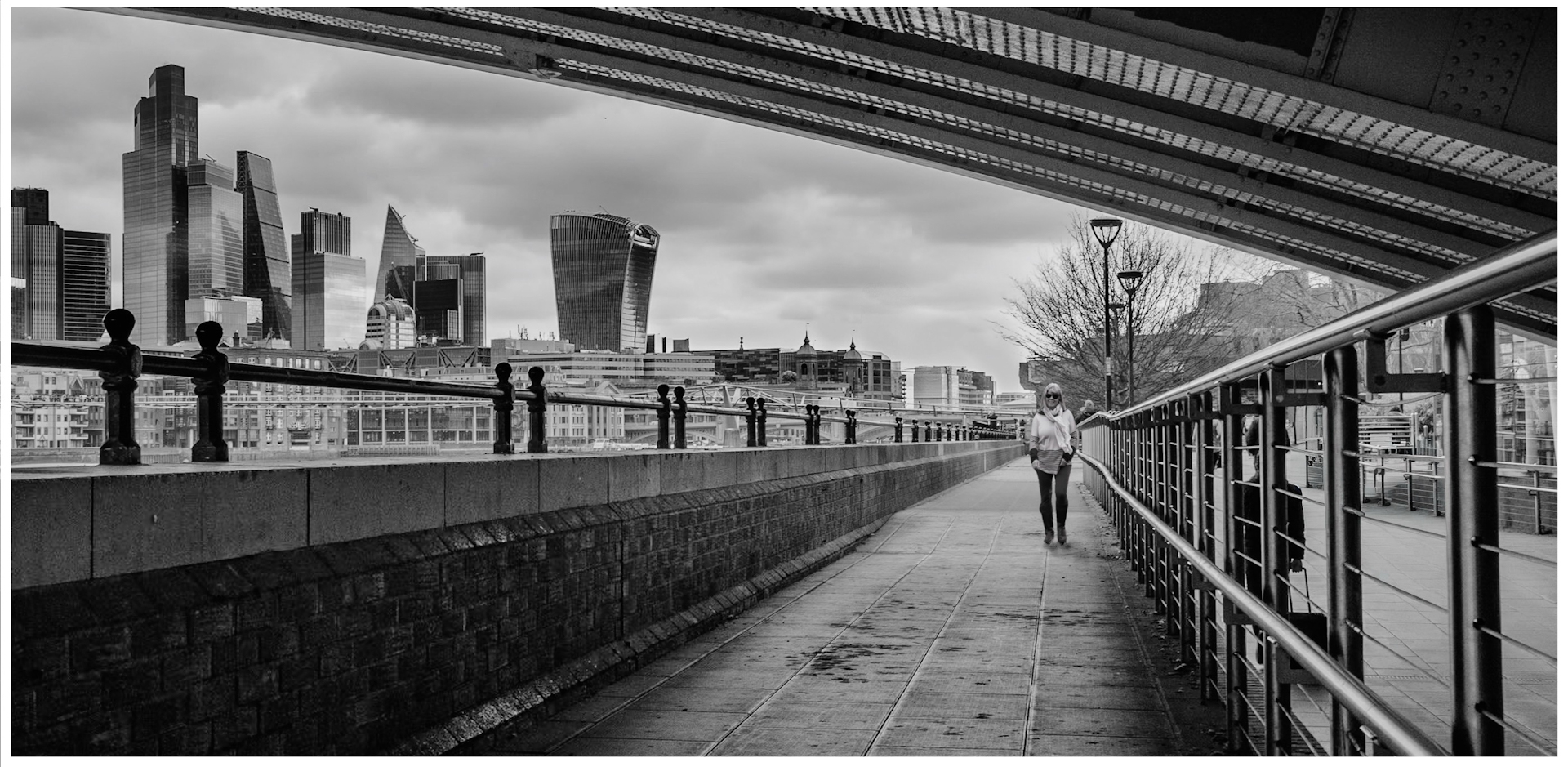 1st Place: Meet Me Under Blackfriar's Bridge (Martin Edwards)