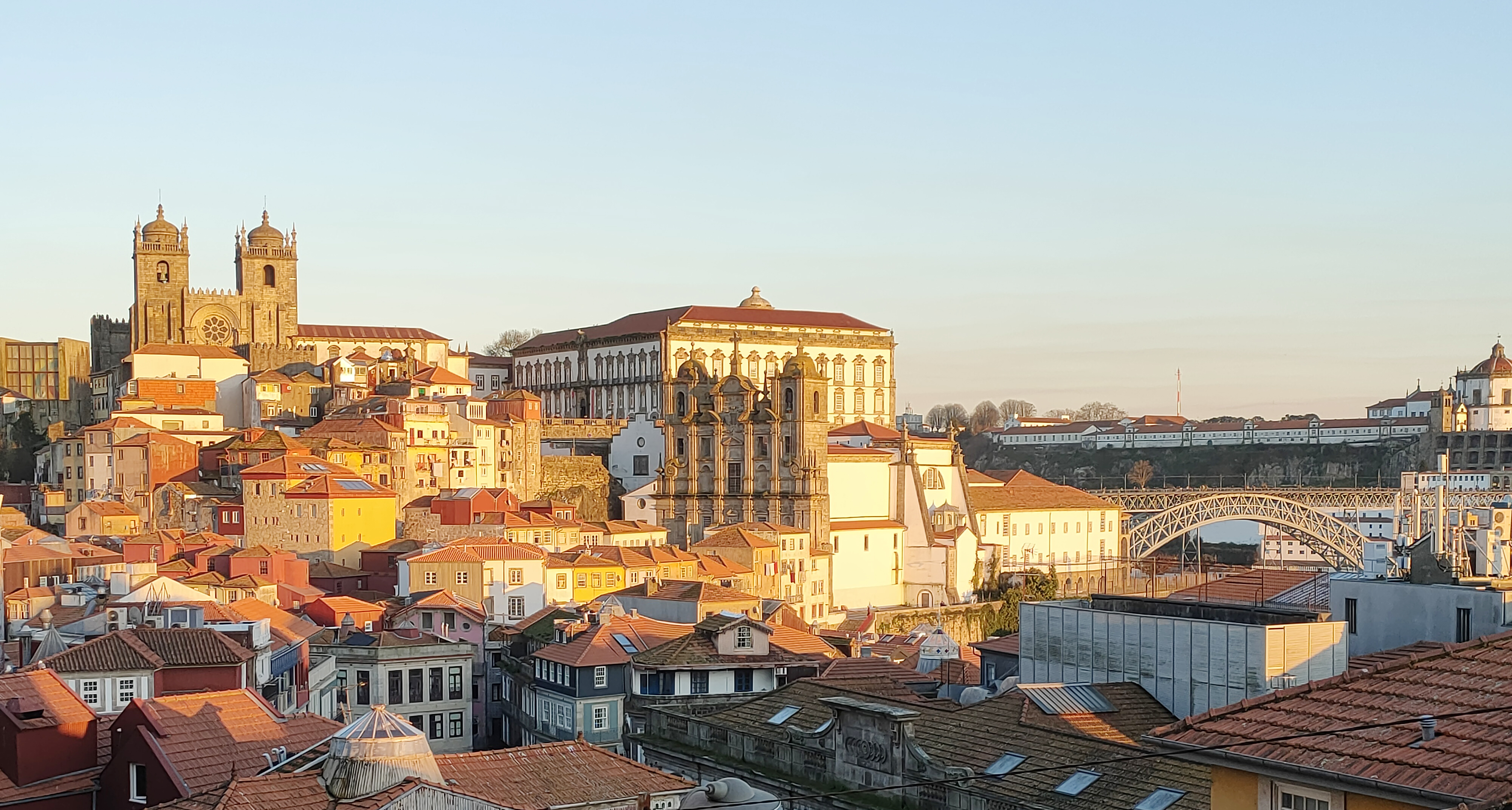 https://0501.nccdn.net/4_2/000/000/048/4f7/porto-06.jpg