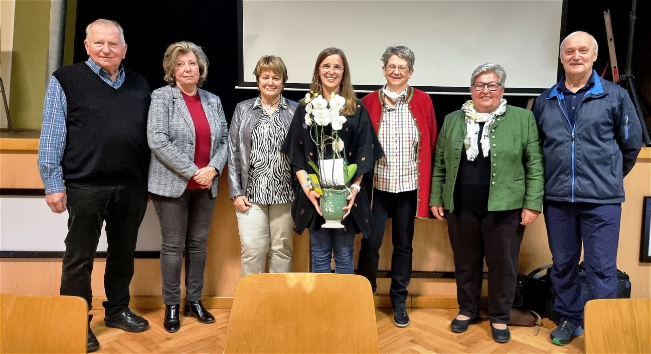 Der Vorstand mit Lisa Eidenhammer