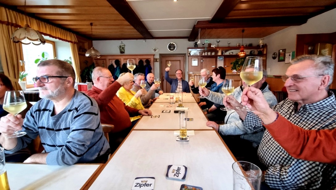 Ein Prost auf den Jungwein 