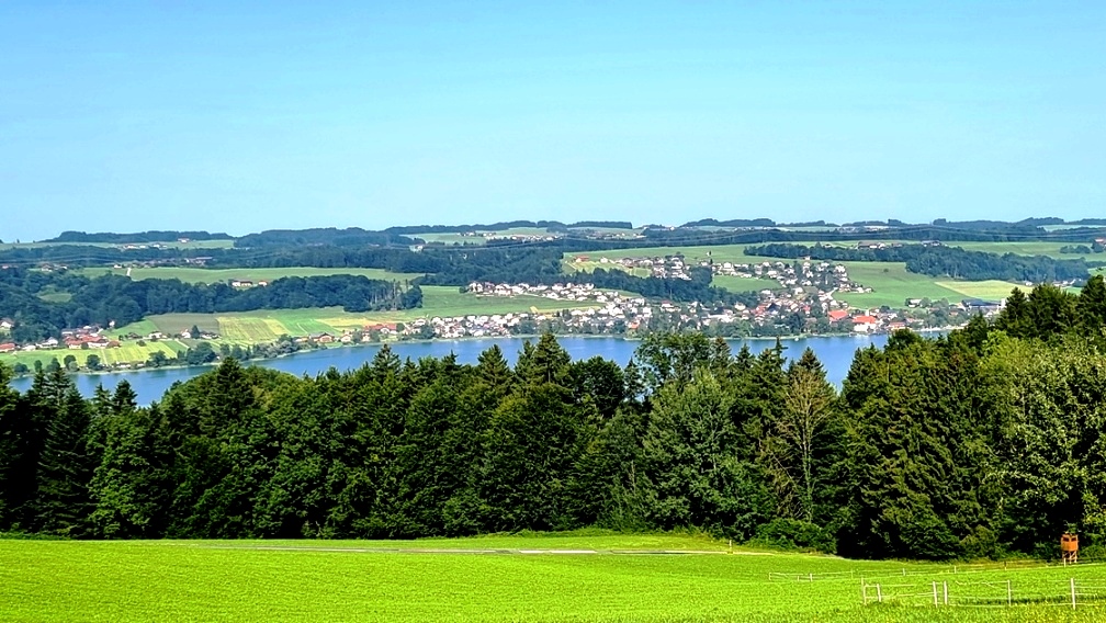 Seeham am Nordufer des Obertrumer Sees