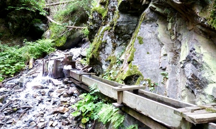 Fassung am Saldurbach in 1200 m Seehöhe
