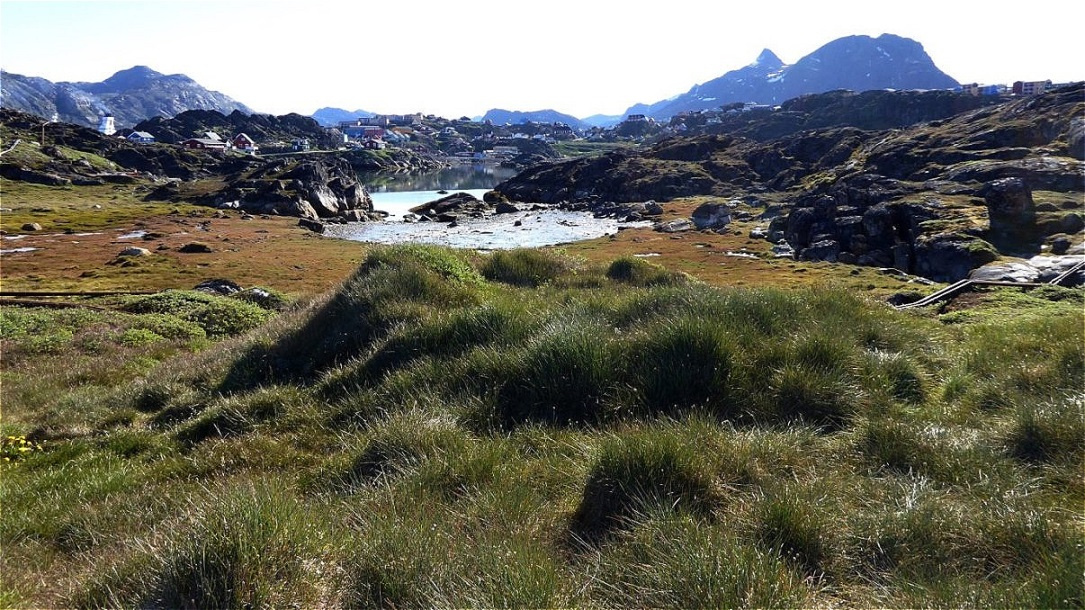 Überreste eines alten Torfhauses