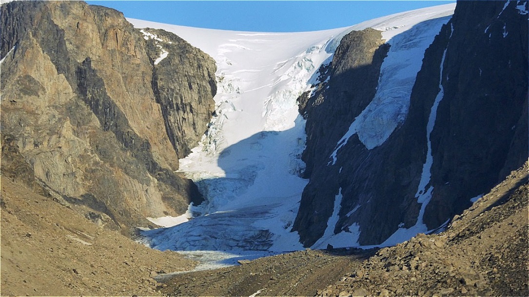 Die Gletscherzungen erreichen nicht mehr den Fjord ! - Eine Folge der Klimaerwärmung ?