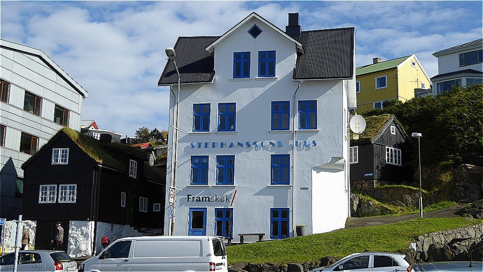 Neu und alt - stilgerecht renoviert !