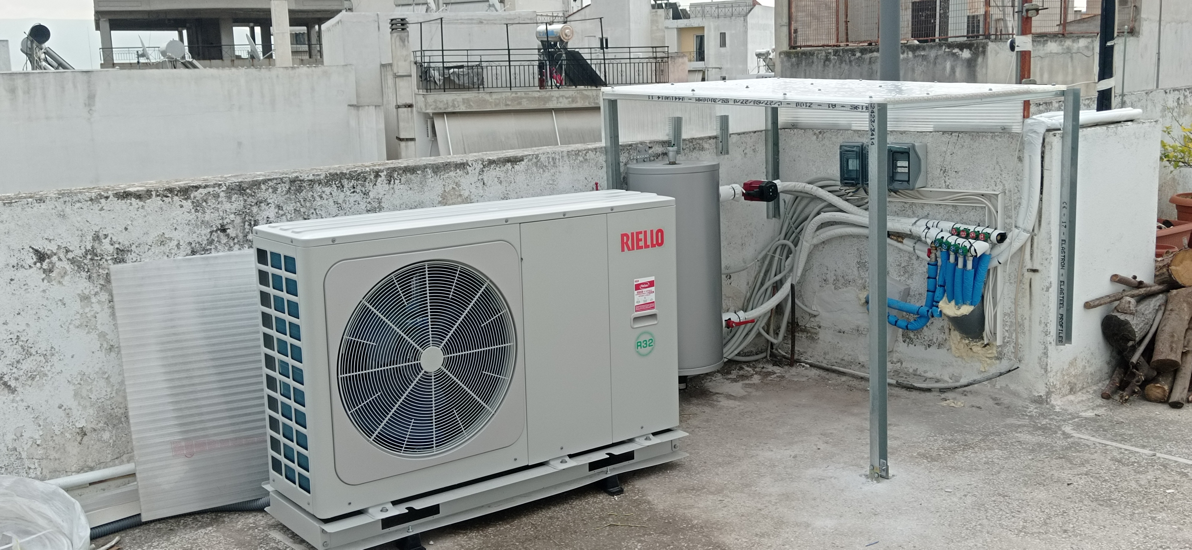 Εγκατάσταση αντλίας θερμότητας για θέρμανση μονοκατοικίας στη Νίκαια.