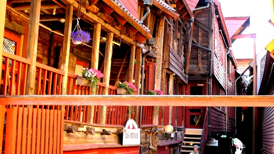 Das alte Hanseviertel - alle Häuser sind aus Holz