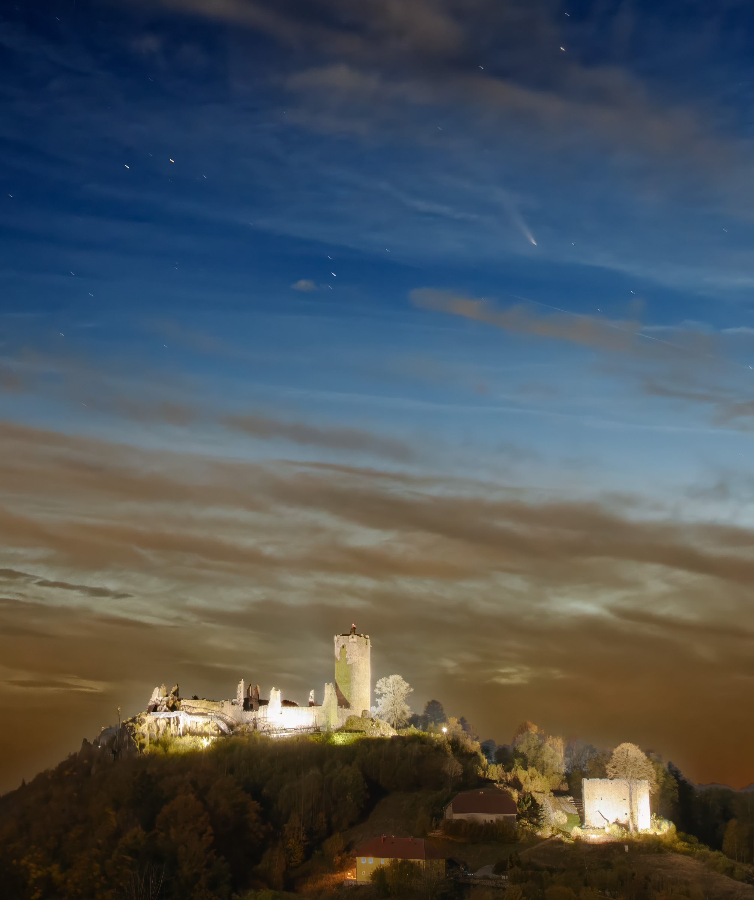 C/2003 A3 (Tsuchinshan-ATLAS), 16.10.2024
14-24mm, f/5.6, ISO 800,  30s
D850