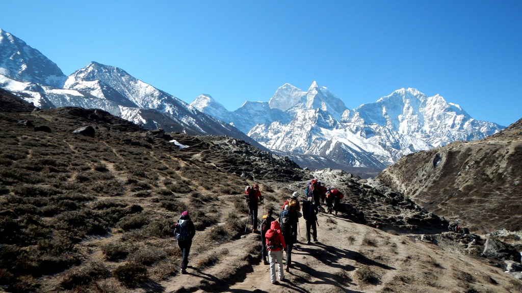Wir wandern das Hochtal hinaus
