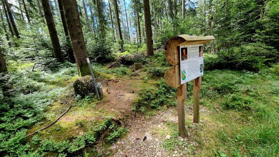 Historischer Grenzstein