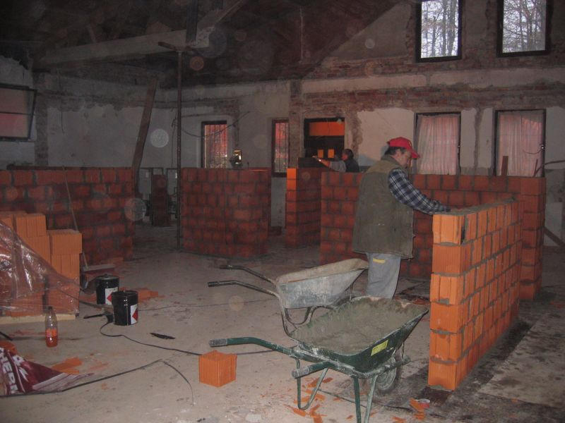 adaptacije stavb in spomeniško zaščitenih objektov