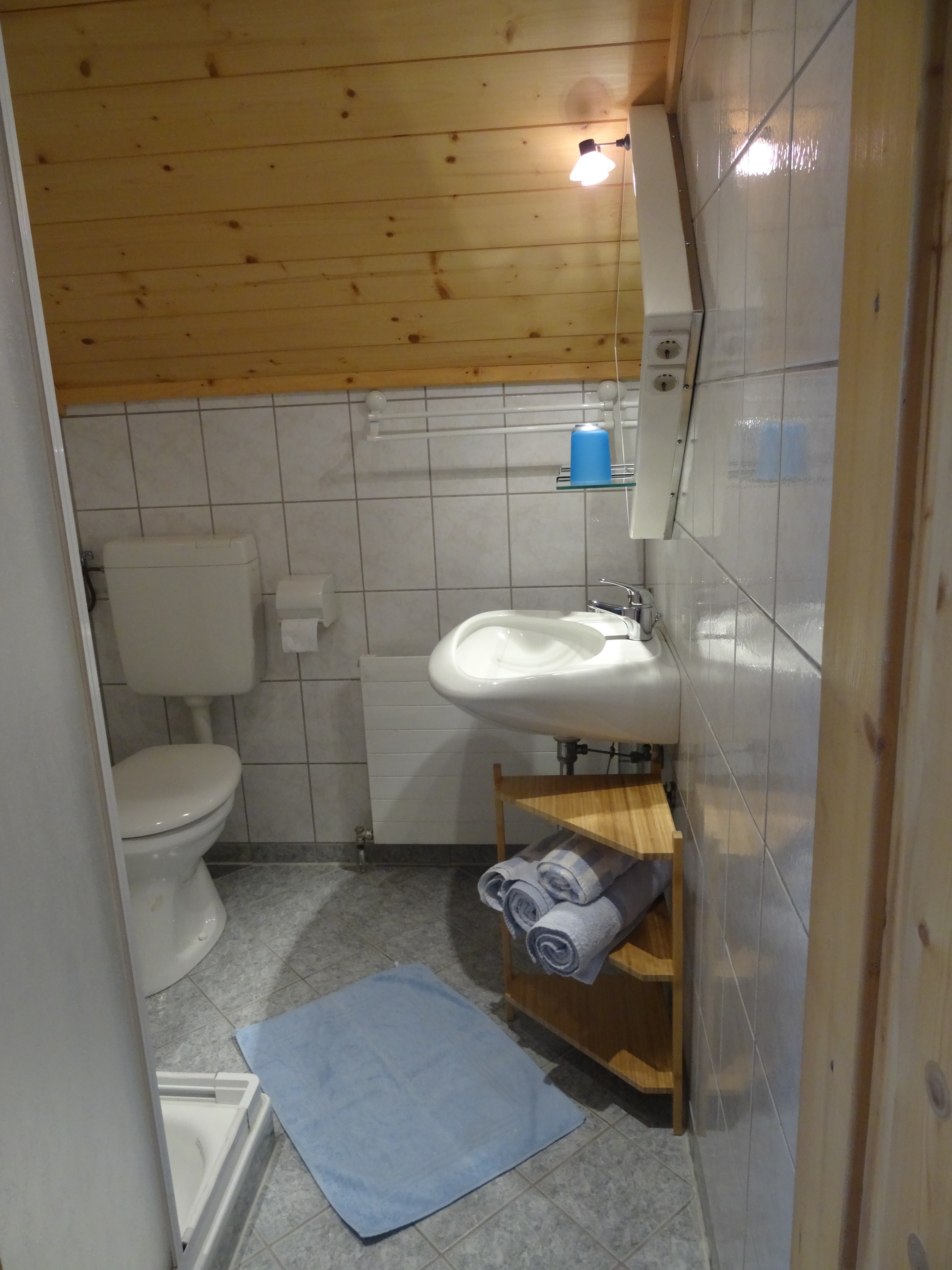 Badezimmer und WC