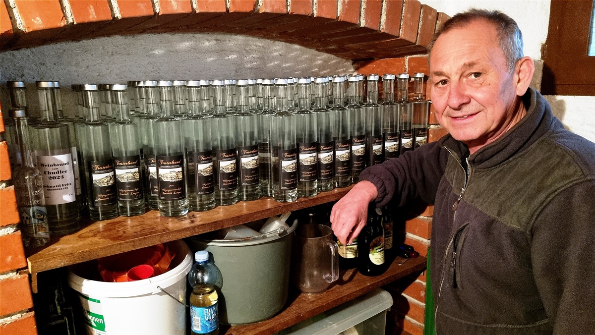 Zweites Produkt - unser Tresterbrand.