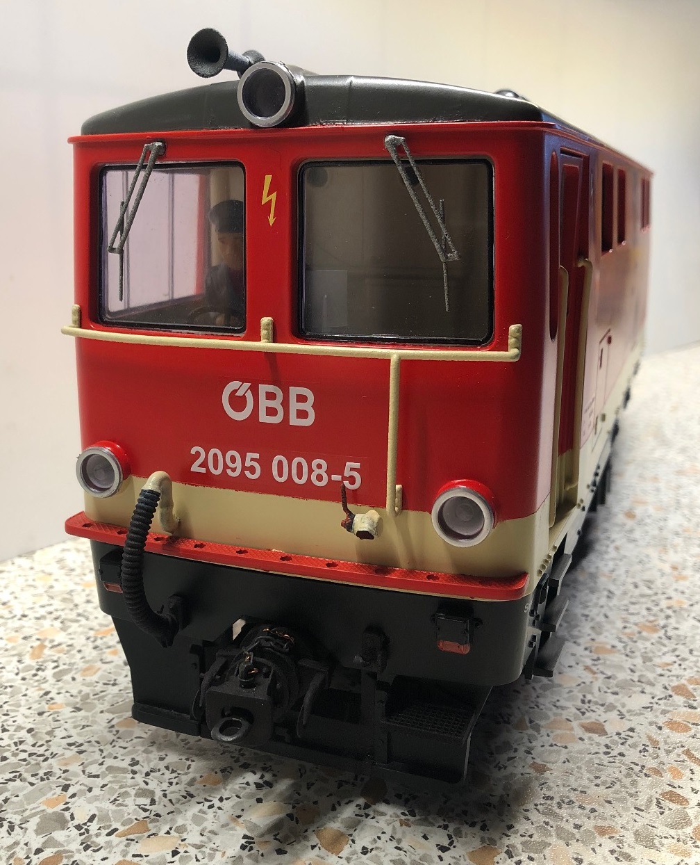 Kundenauftrag 2095 008-5 mit Decals